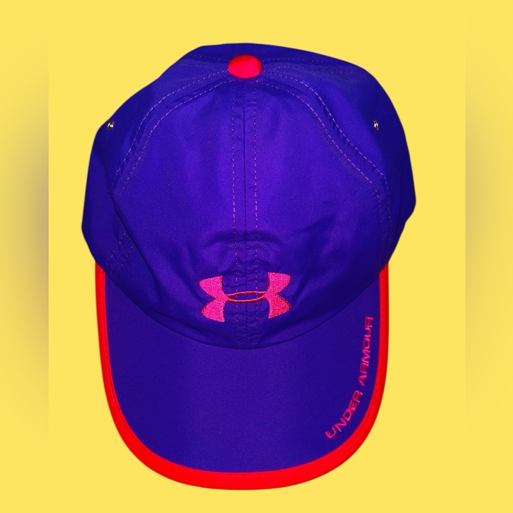 Under Armour Elite Cap in Purple and Red size 6
